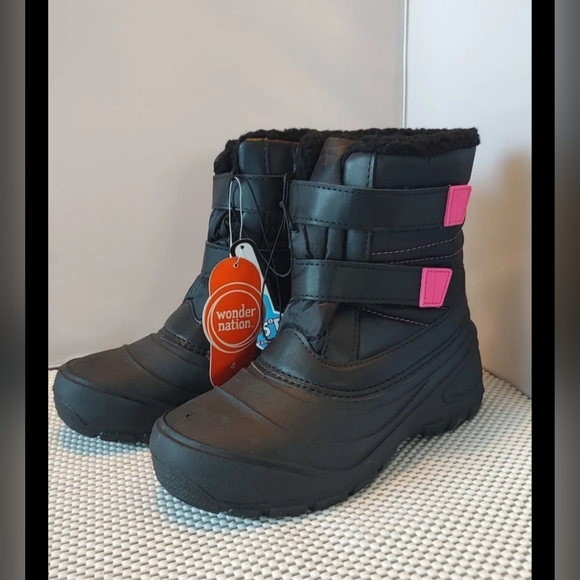 Wonder Nation Girls Size 4 Winter Snow Boots Temperature Rated -5° Black Pink